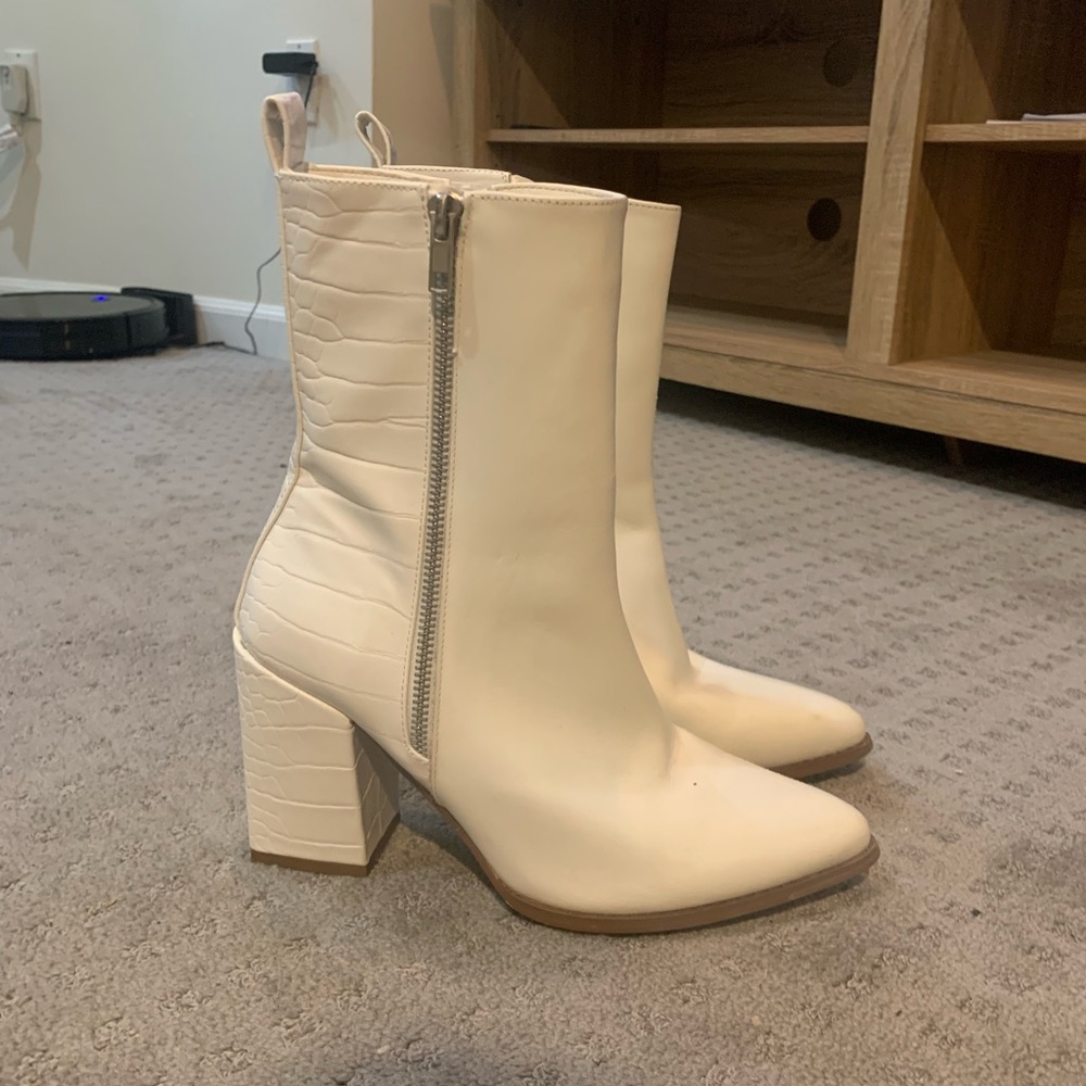 Steve Madden Cream Croc-Embossed Heeled Boots